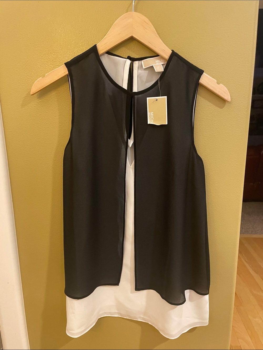NWT MICHAEL Michael Kors Black and White Layered Sleeveless Camisole